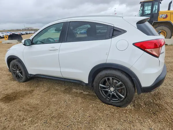 3CZRU6H7XJM104410 2018 HONDA HR-V - Image 2