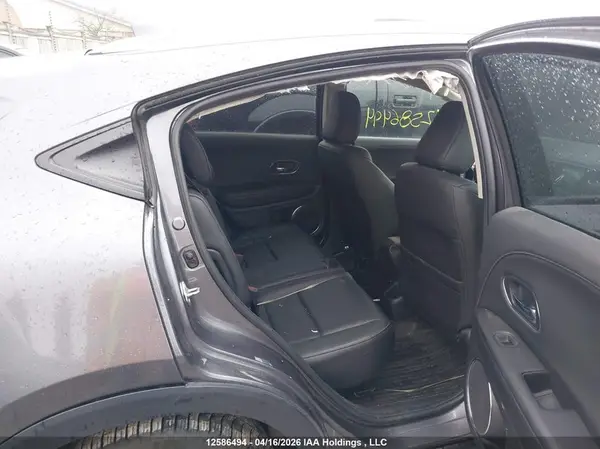 3CZRU6H7XJM106724 2018 HONDA HR-V - Image 8