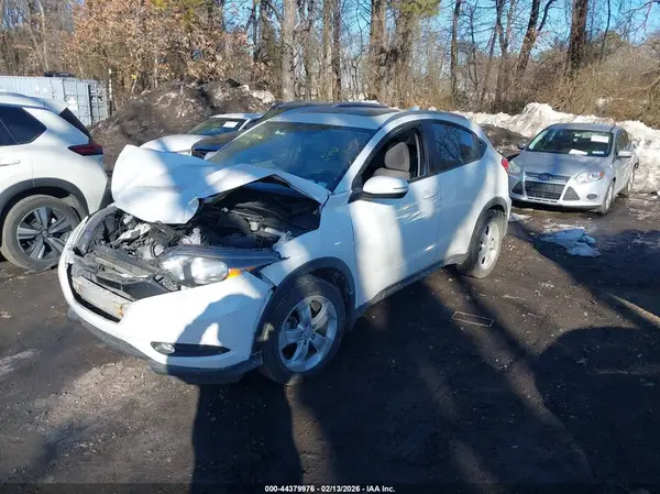 3CZRU6H7XJM701296 2018 HONDA HR-V - Image 2