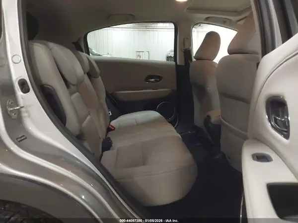 3CZRU6H7XJM707700 2018 HONDA HR-V - Image 8