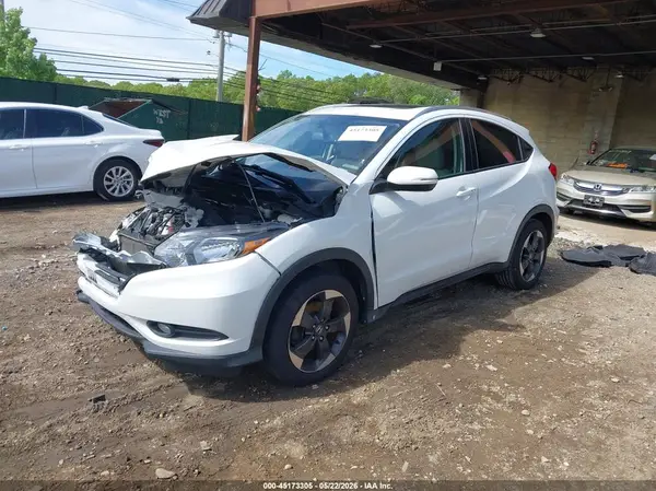 3CZRU6H7XJM708006 2018 HONDA HR-V - Image 2