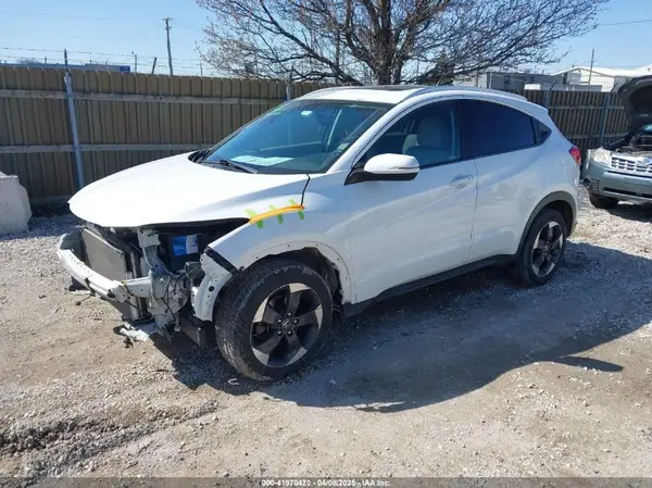 3CZRU6H7XJM716266 2018 HONDA HR-V - Image 2