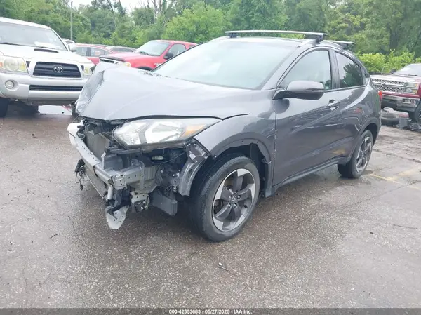 3CZRU6H7XJM722570 2018 HONDA HR-V - Image 2