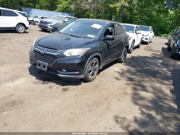 3CZRU6H7XJM724786 2018 HONDA HR-V - Image 2