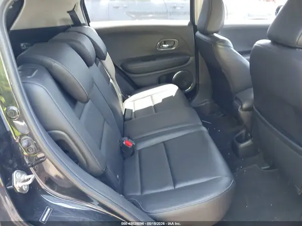 3CZRU6H7XJM724786 2018 HONDA HR-V - Image 8