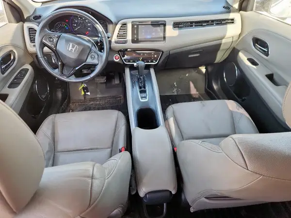 3CZRU6H7XJM725596 2018 HONDA HR-V - Image 8