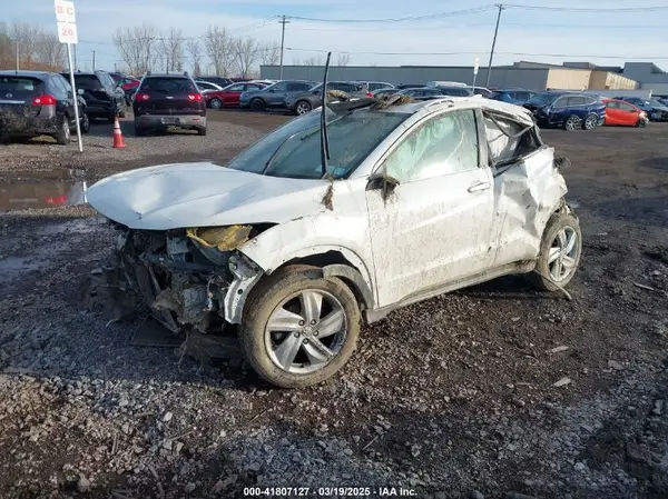 3CZRU6H7XKM708072 2019 HONDA HR-V - Image 2