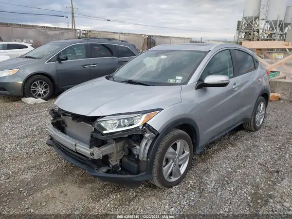 3CZRU6H7XLM704511 2020 HONDA HR-V - Image 2