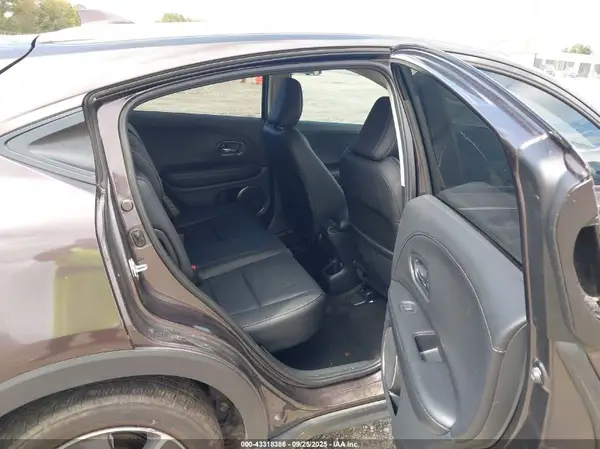 3CZRU6H7XMM729684 2021 HONDA HR-V - Image 8