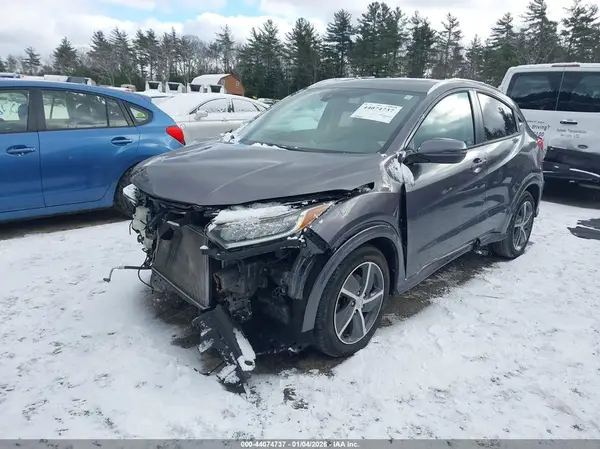 3CZRU6H90KM701388 2019 HONDA HR-V - Image 2