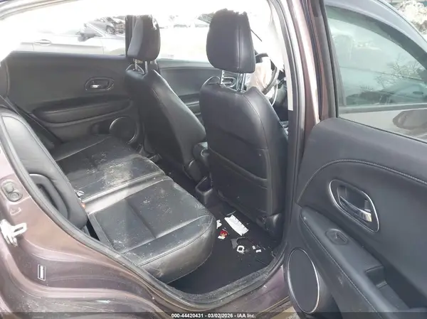 3CZRU6H90KM710933 2019 HONDA HR-V - Image 8
