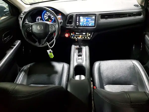 3CZRU6H90KM716490 2019 HONDA HR-V - Image 8