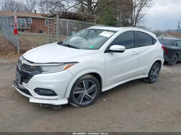 3CZRU6H91KM700475 2019 HONDA HR-V - Image 2