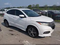 3CZRU6H91KM700573 2019 HONDA HR-V