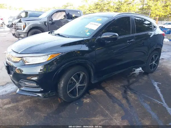 3CZRU6H91MM701256 2021 HONDA HR-V - Image 2