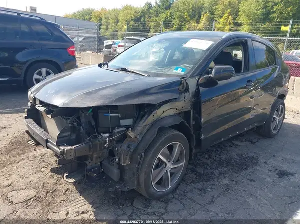 3CZRU6H92KM720315 2019 HONDA HR-V - Image 2