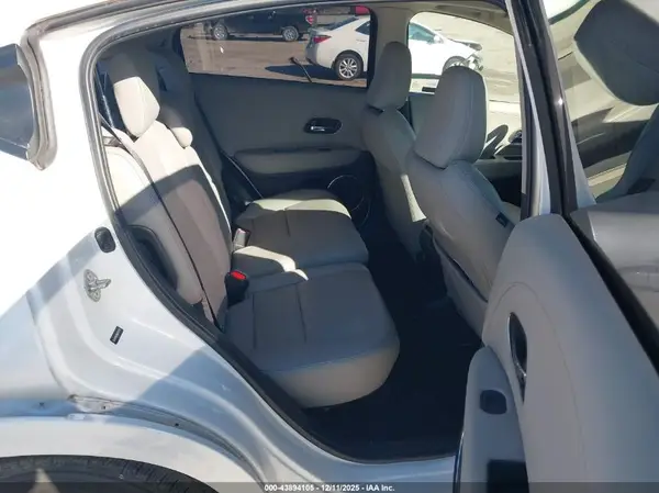 3CZRU6H93KM707797 2019 HONDA HR-V - Image 8
