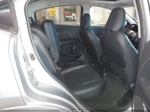 3CZRU6H93KM726625 2019 HONDA HR-V - Image 8