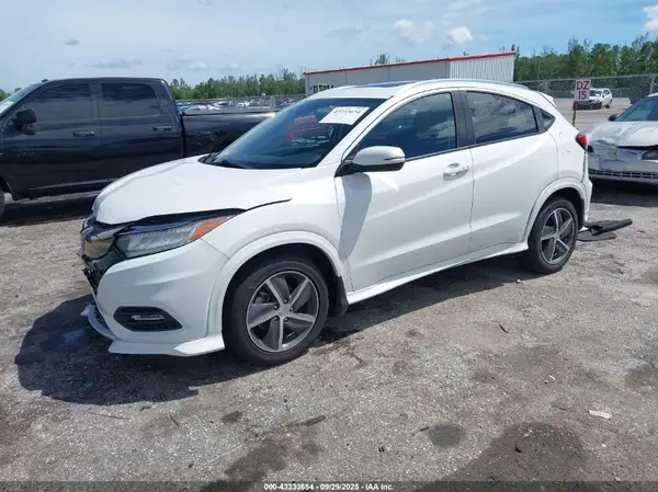 3CZRU6H94KM706058 2019 HONDA HR-V - Image 2
