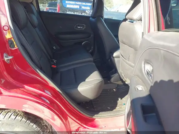 3CZRU6H95KM713178 2019 HONDA HR-V - Image 8
