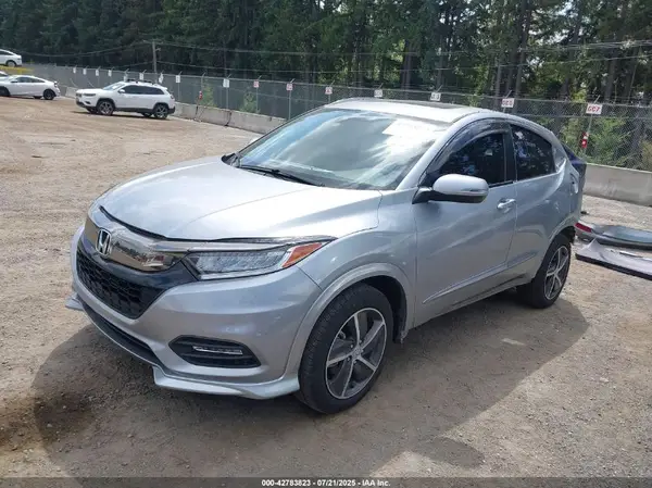 3CZRU6H96KM702304 2019 HONDA HR-V - Image 2