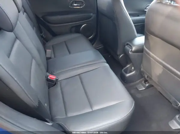 3CZRU6H97KM704384 2019 HONDA HR-V - Image 8