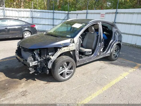 3CZRU6H98KM711893 2019 HONDA HR-V - Image 2
