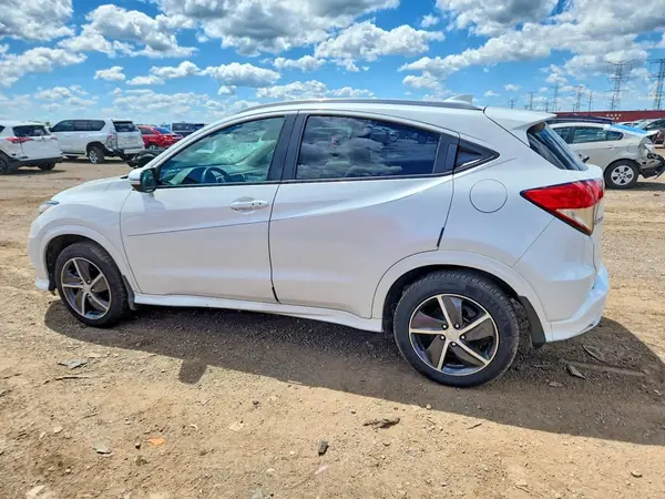 3CZRU6H98KM714910 2019 HONDA HR-V - Image 2