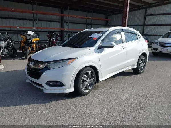 3CZRU6H98LM708414 2020 HONDA HR-V - Image 2