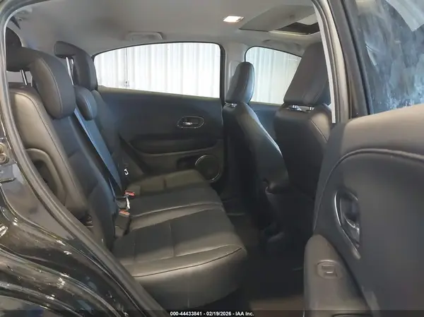 3CZRU6H98LM712270 2020 HONDA HR-V - Image 8