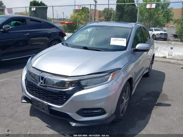 3CZRU6H99KM715113 2019 HONDA HR-V - Image 2