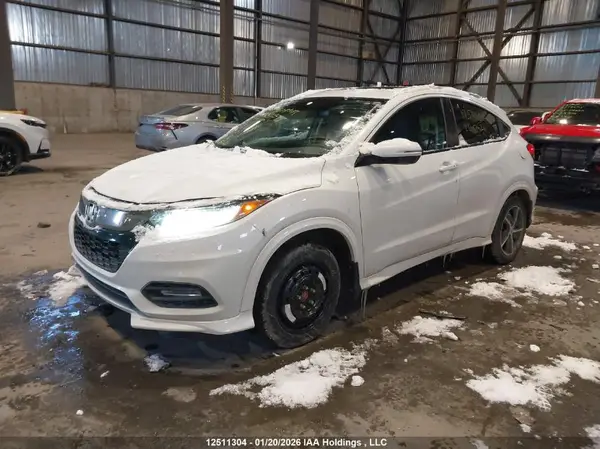 3CZRU6H9XKM100974 2019 HONDA HR-V - Image 2