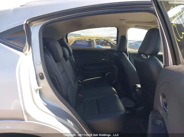 3CZRU6H9XKM109903 2019 HONDA HR-V - Image 8