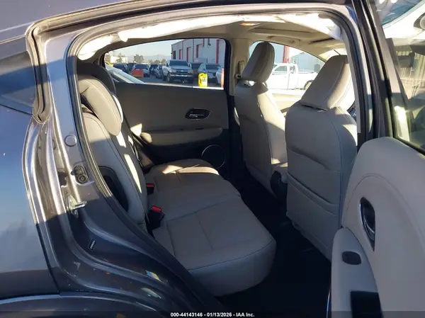 3CZRU6H9XKM703844 2019 HONDA HR-V - Image 8