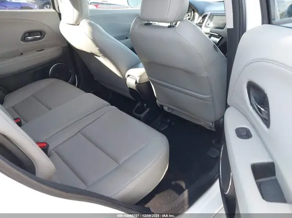 3CZRU6H9XKM719087 2019 HONDA HR-V - Image 8