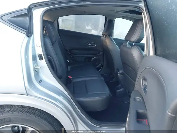 3CZRU6H9XLM708222 2020 HONDA HR-V - Image 8