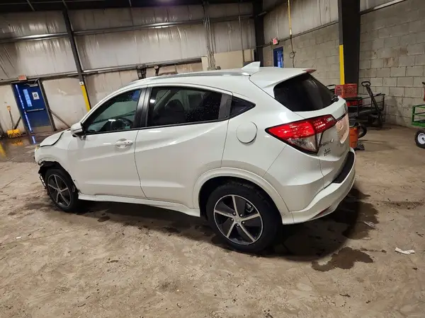 3CZRU6H9XLM715753 2020 HONDA HR-V - Image 2