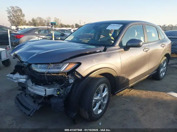 3CZRZ1H31PM724878 2023 HONDA HR-V - Image 2