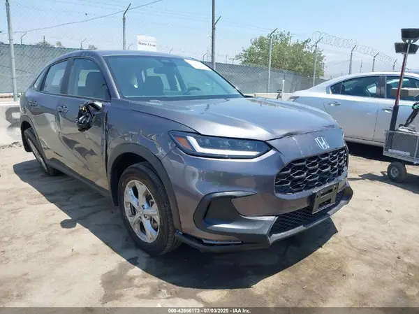 3CZRZ1H31SM735503 2025 HONDA HR-V - Image 1