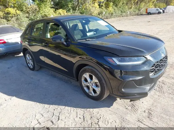 3CZRZ1H33PM741584 2023 HONDA HR-V - Image 1