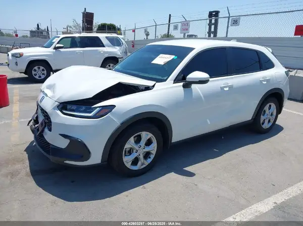 3CZRZ1H33RM711357 2024 HONDA HR-V - Image 2