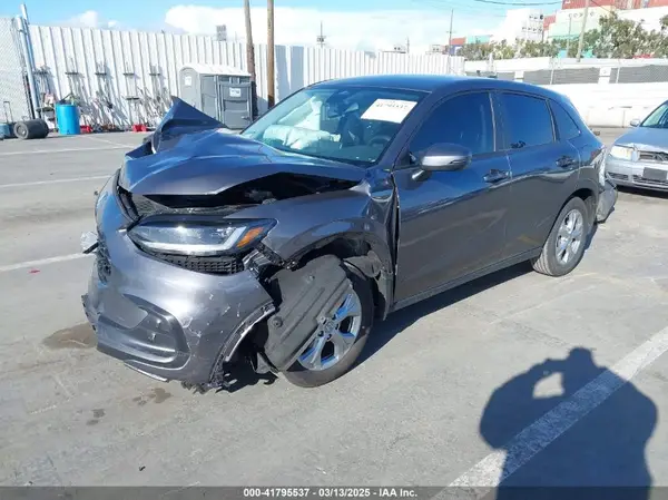 3CZRZ1H33SM714183 2025 HONDA HR-V - Image 2