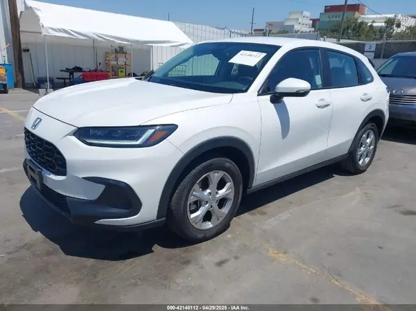 3CZRZ1H33SM715575 2025 HONDA HR-V - Image 2