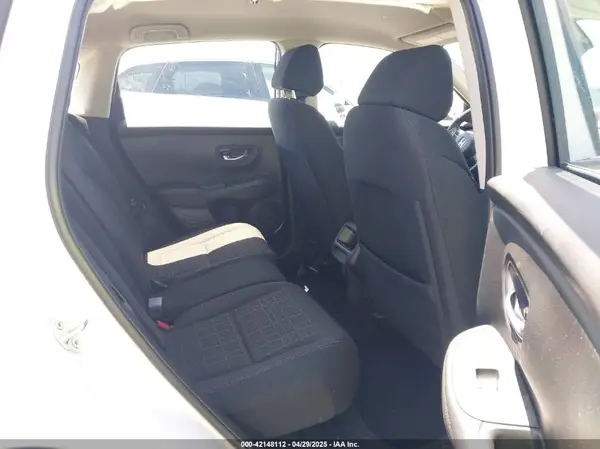 3CZRZ1H33SM715575 2025 HONDA HR-V - Image 8