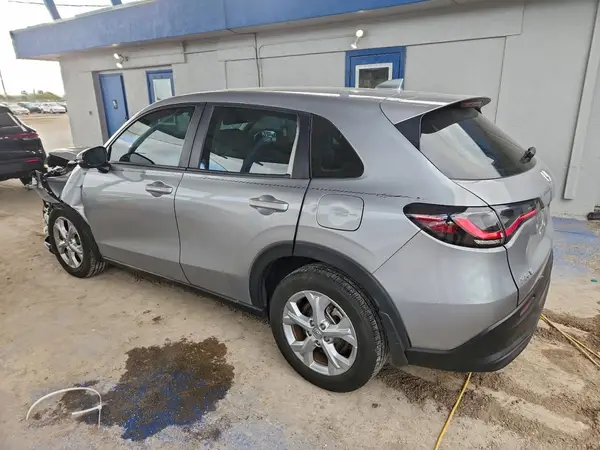 3CZRZ1H35RM758860 2024 HONDA HR-V - Image 2