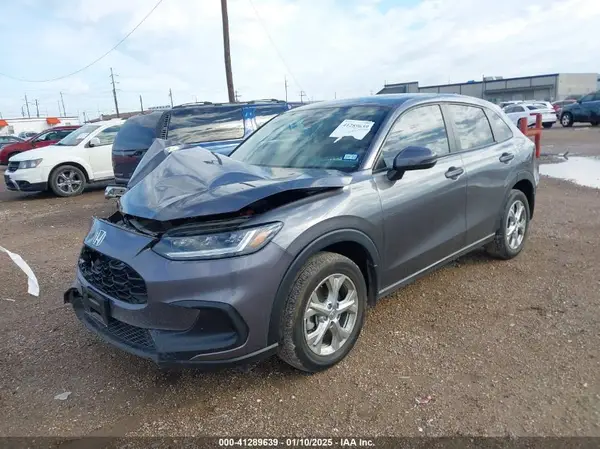 3CZRZ1H36PM742566 2023 HONDA HR-V - Image 2
