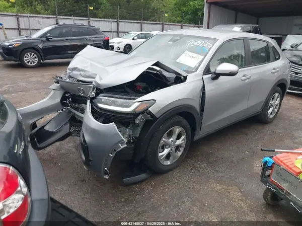 3CZRZ1H36SM750725 2025 HONDA HR-V - Image 2