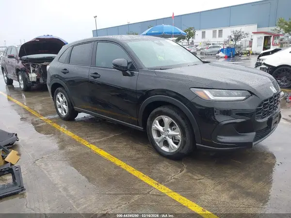3CZRZ1H37SM743928 2025 HONDA HR-V - Image 1
