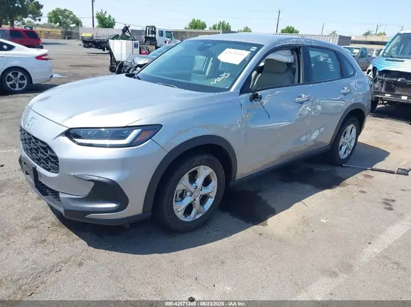 3CZRZ1H38RM711936 2024 HONDA HR-V - Image 2