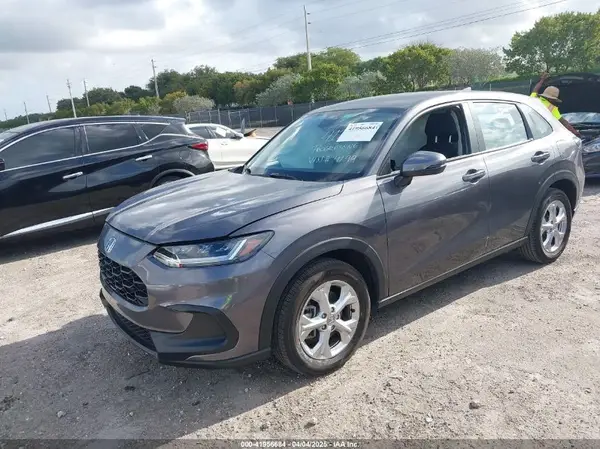 3CZRZ1H38RM714299 2024 HONDA HR-V - Image 2
